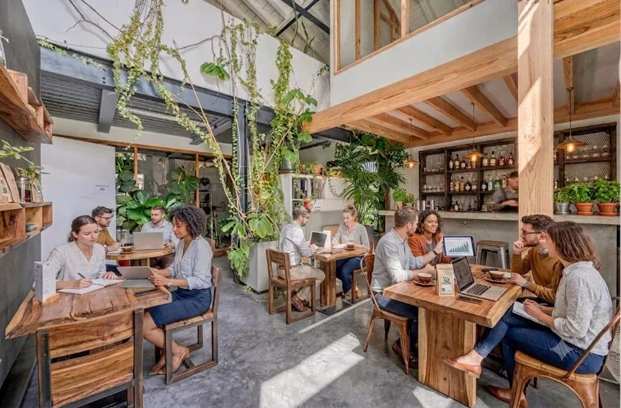Café d’affaires et coworking au rez-de-chaussée